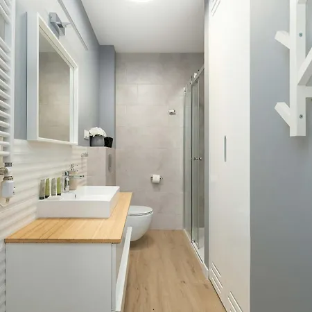 Baltic With Pool & Balcony By Renters Apartman Pobierowo
