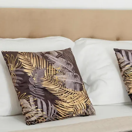 Baltic With Pool & Balcony By Renters דירה