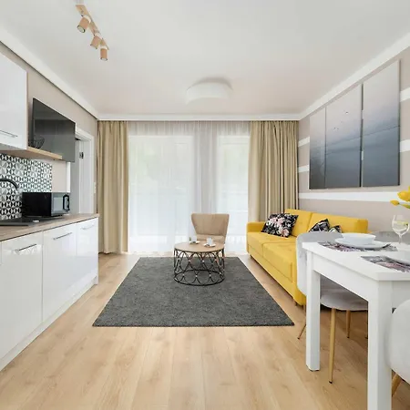 Baltic With Pool & Balcony By Renters *