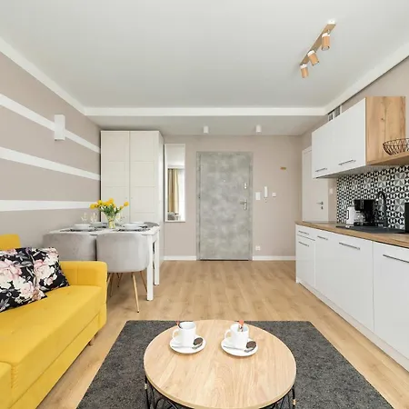 Baltic With Pool & Balcony By Renters