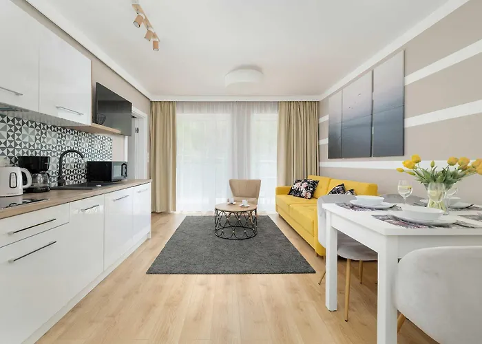 Baltic With Pool & Balcony By Renters *